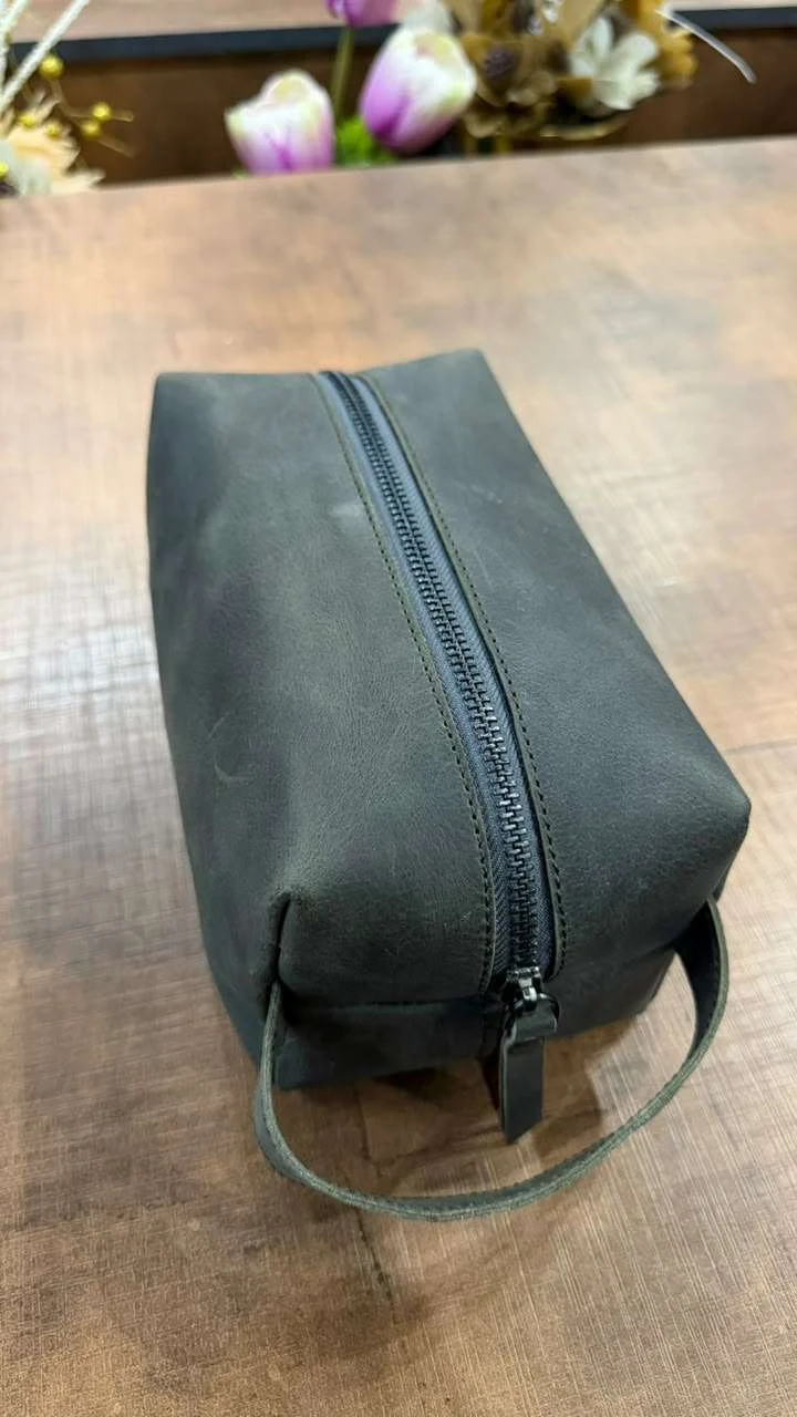 BOLDSTAG BST-011 Crazy Horse Cow Leather Dopp Kit